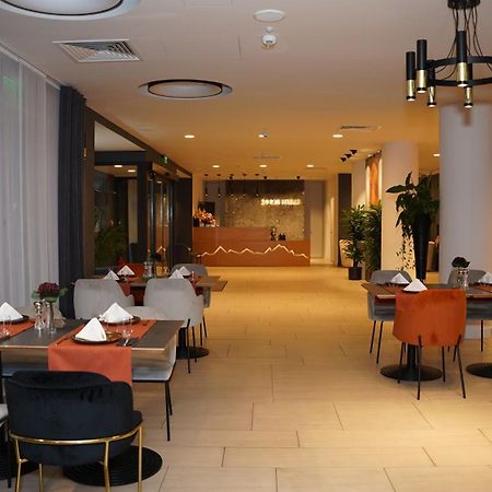 Hotel Sorin Mihai Cristian  Zewnętrze zdjęcie