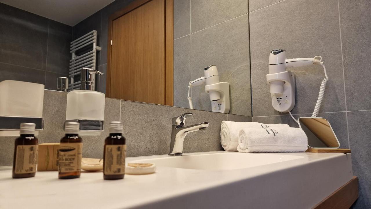 Hotel Sorin Mihai Cristian  Zewnętrze zdjęcie