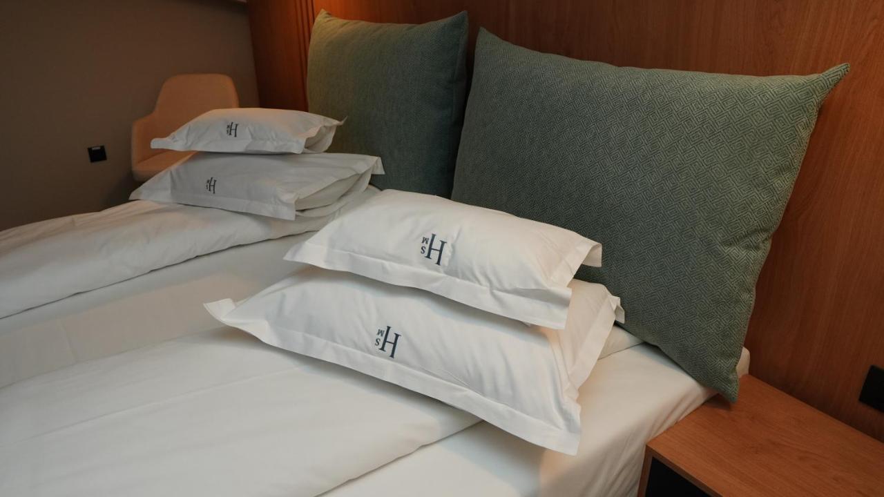 Hotel Sorin Mihai Cristian  Zewnętrze zdjęcie