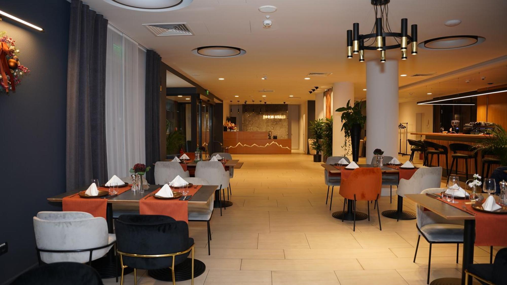 Hotel Sorin Mihai Cristian  Zewnętrze zdjęcie