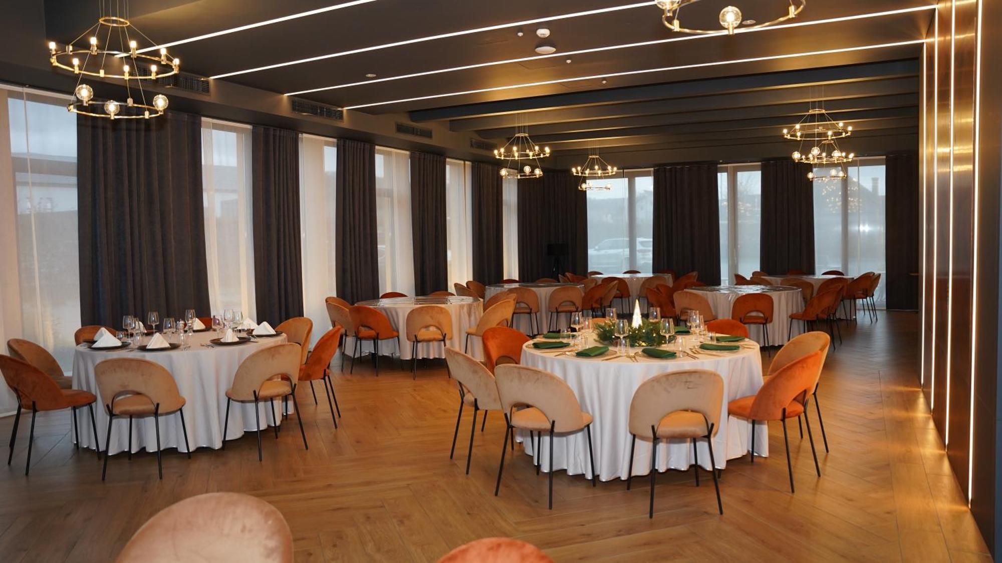 Hotel Sorin Mihai Cristian  Zewnętrze zdjęcie