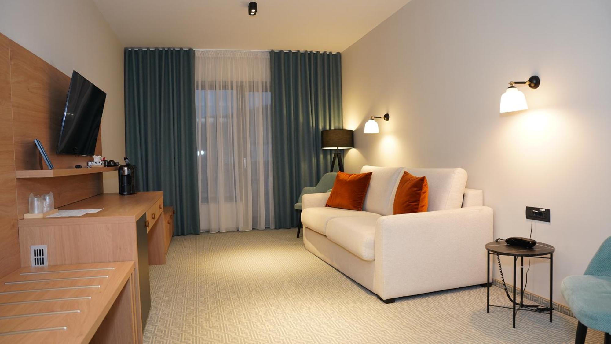 Hotel Sorin Mihai Cristian  Zewnętrze zdjęcie